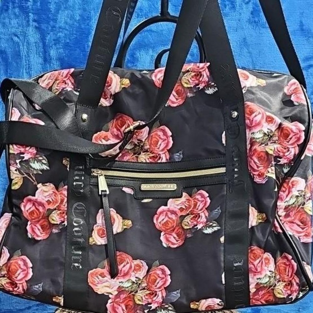 JUICY COUTURE LARGE OVERNIGHT CARRY ALL BAG Moody‎ Garden Black with pink roses